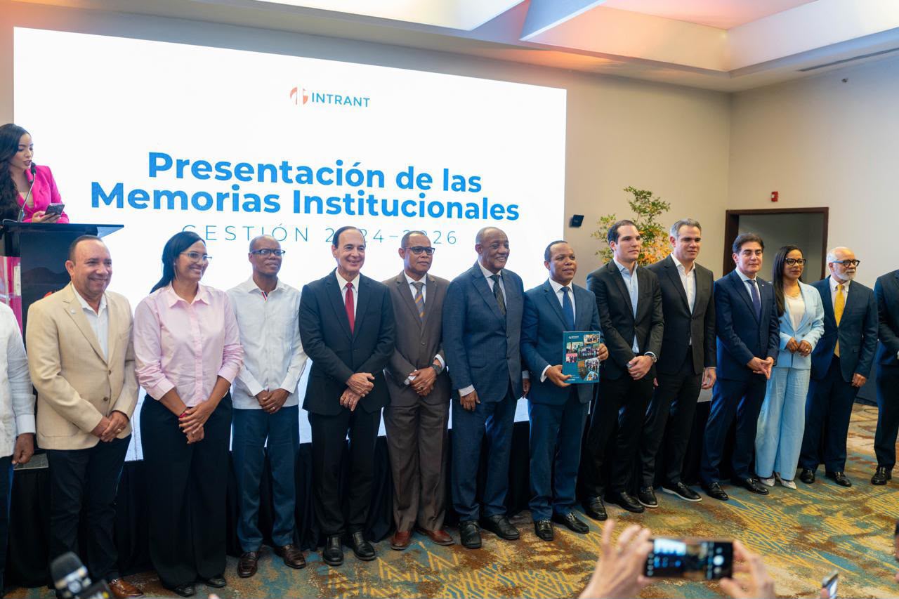 Milton Morrison presenta las Memorias Institucionales INTRANT 2024–2026: una gestión de transparencia, eficiencia y transformación institucional